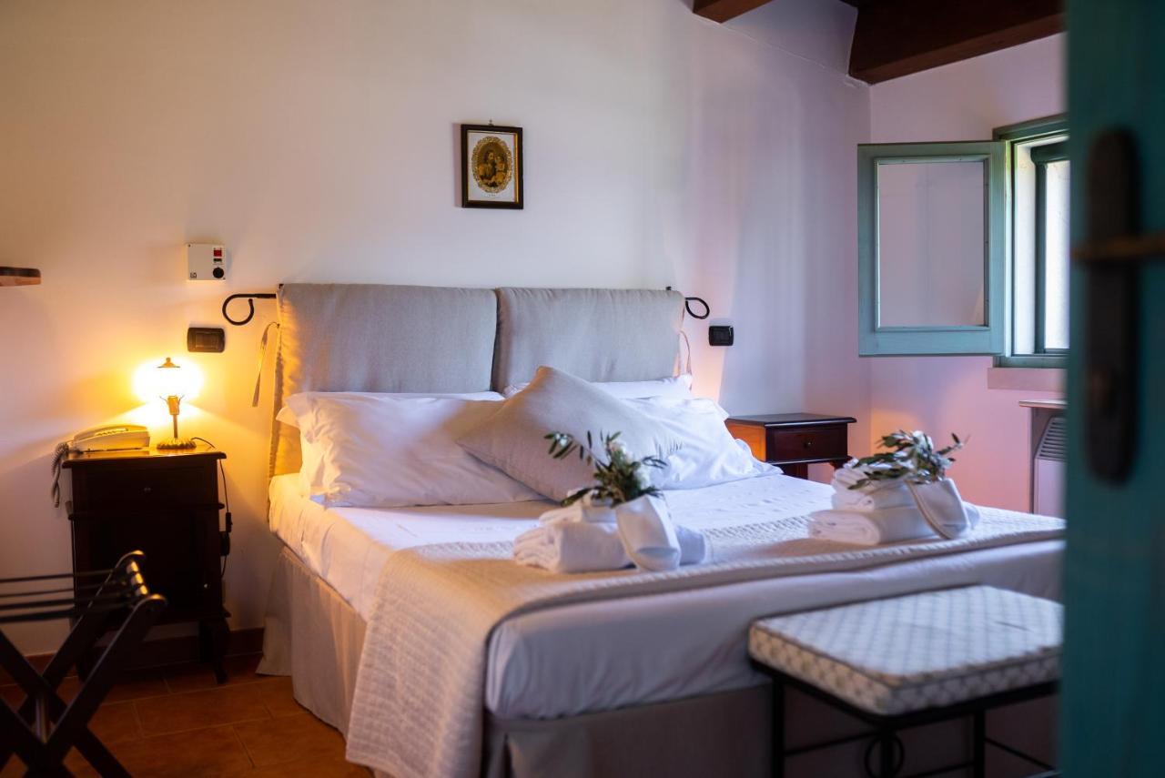 Masseria Montepaolo Dimora Di Charme Conversano Bagian luar foto