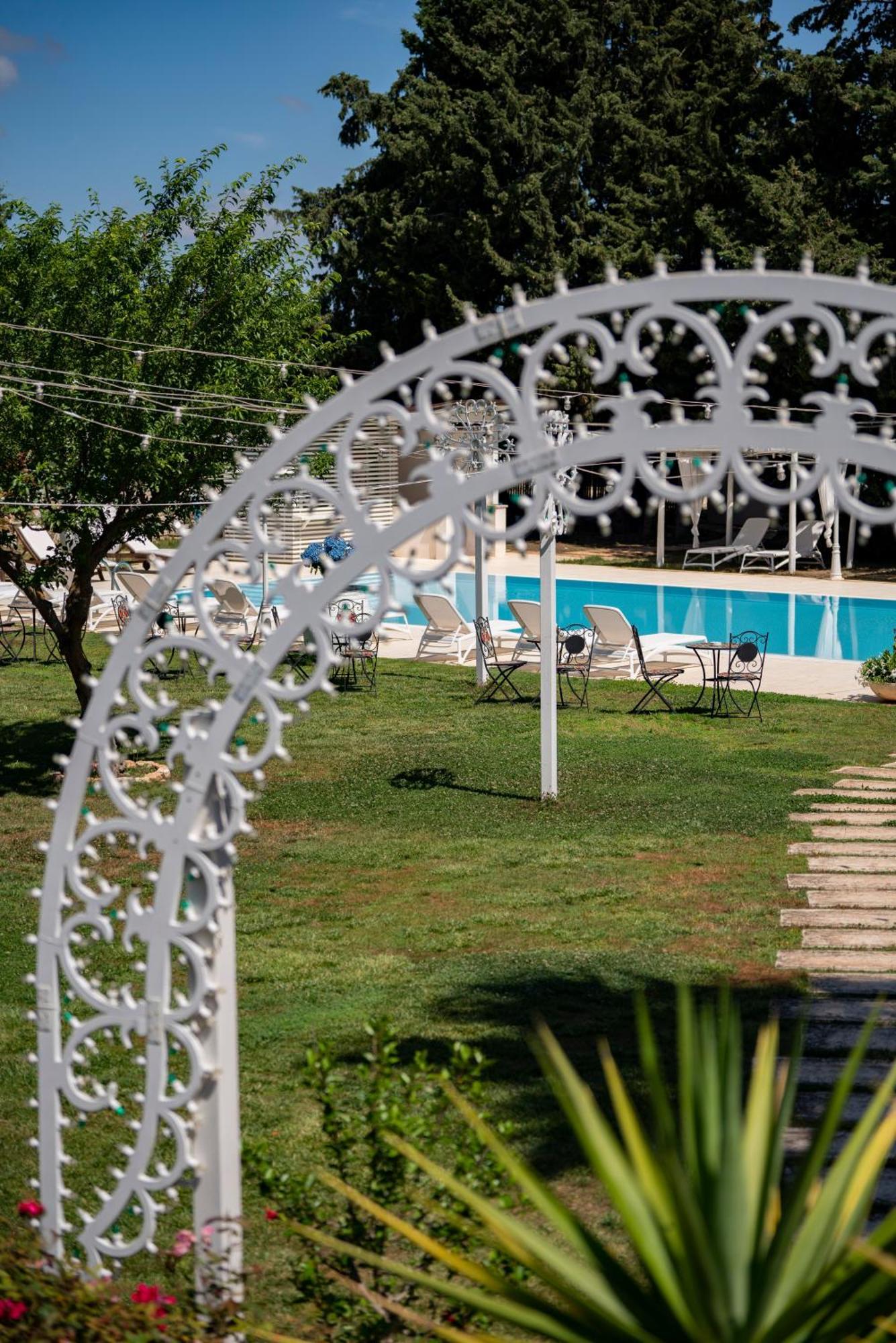 Masseria Montepaolo Dimora Di Charme Conversano Bagian luar foto