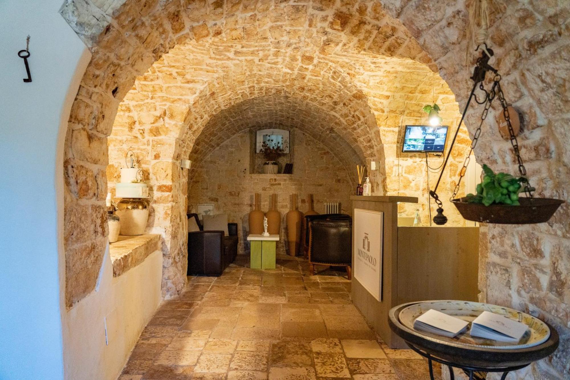 Masseria Montepaolo Dimora Di Charme Conversano Bagian luar foto